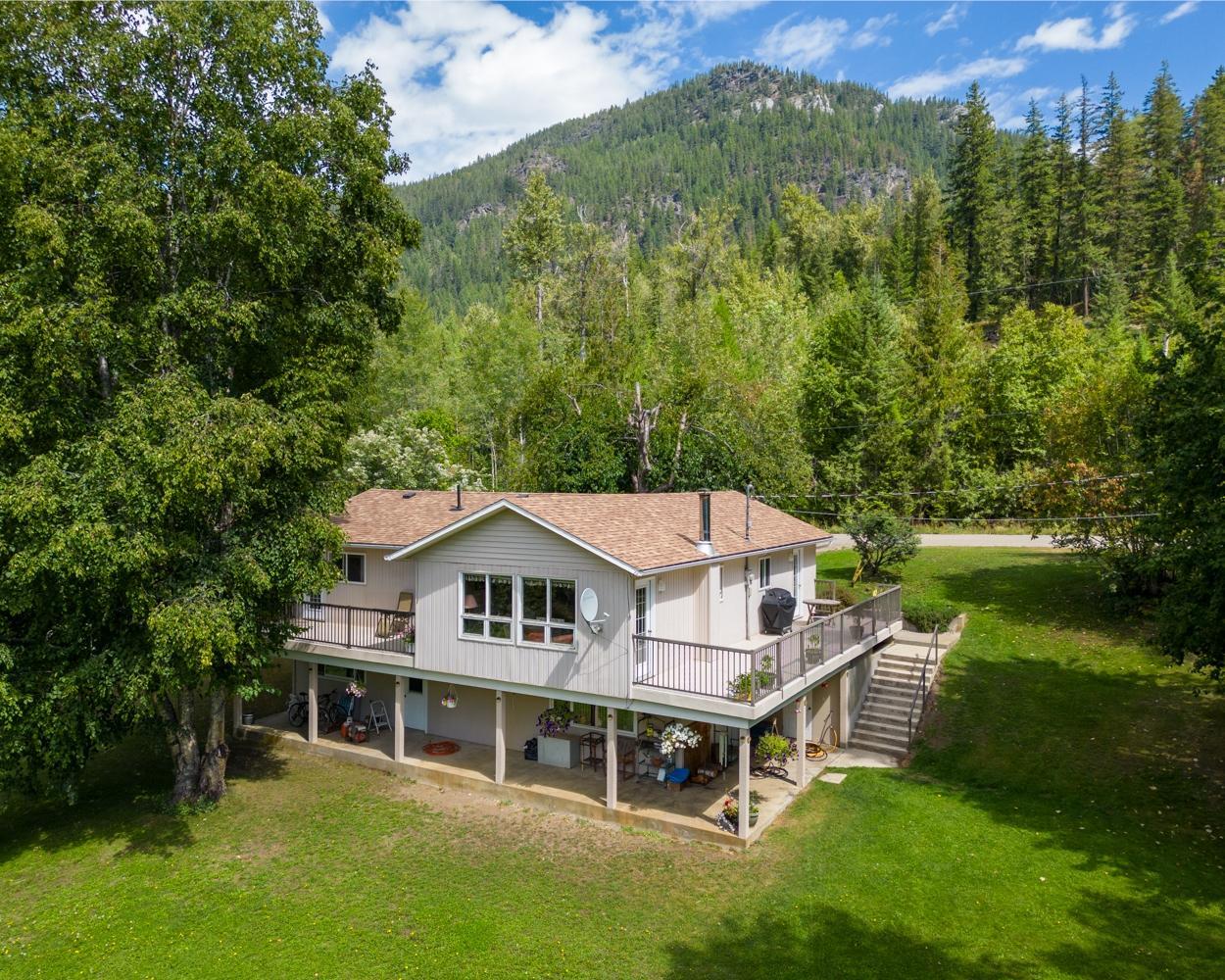 467 MEADOW CREEK ROAD