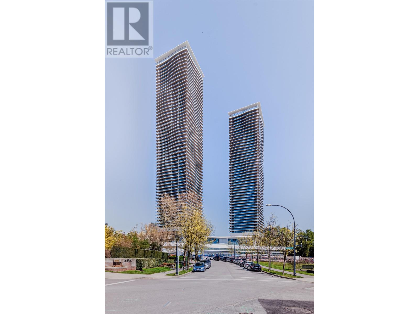 4102 4880 LOUGHEED HIGHWAY