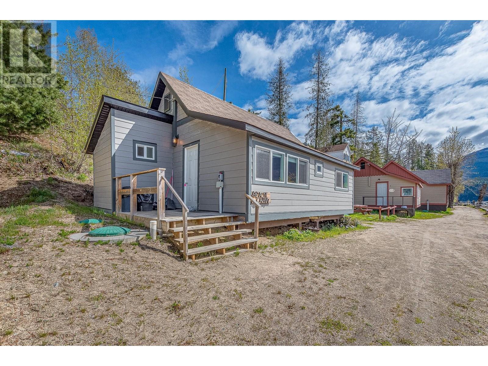 3502 Enderby Mabel Lake Road