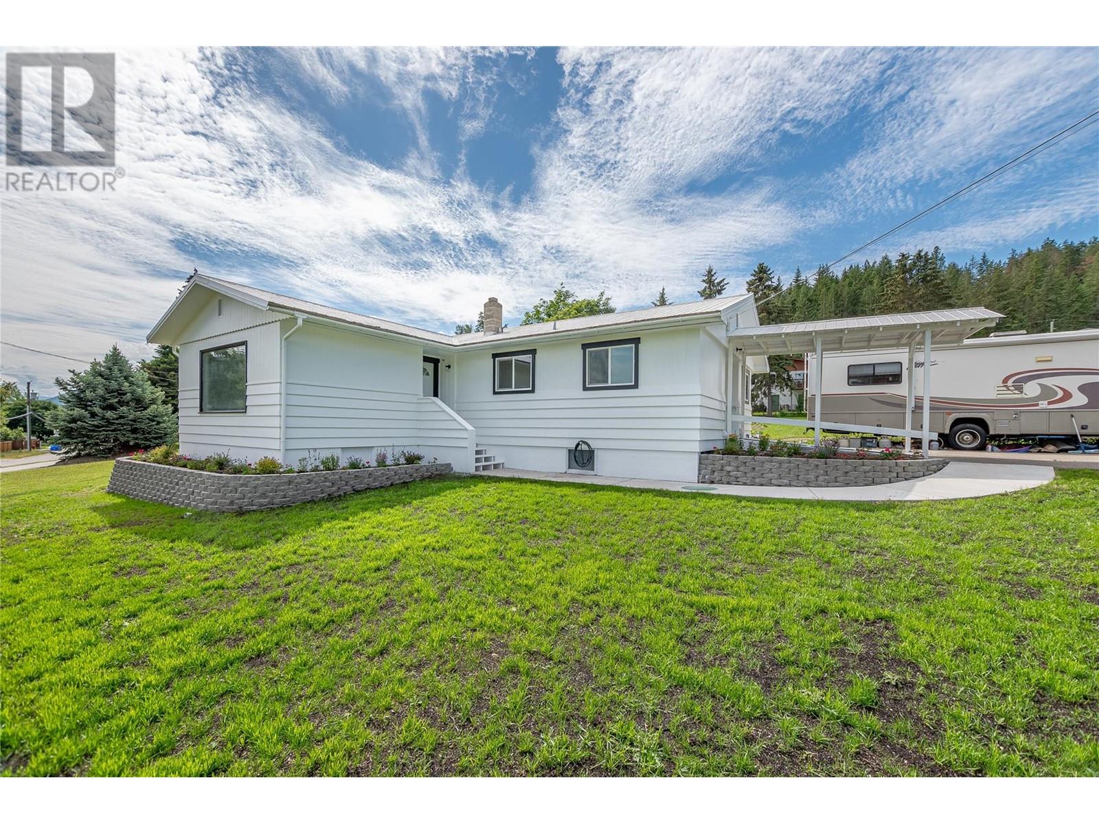 174 Salmon Arm Drive