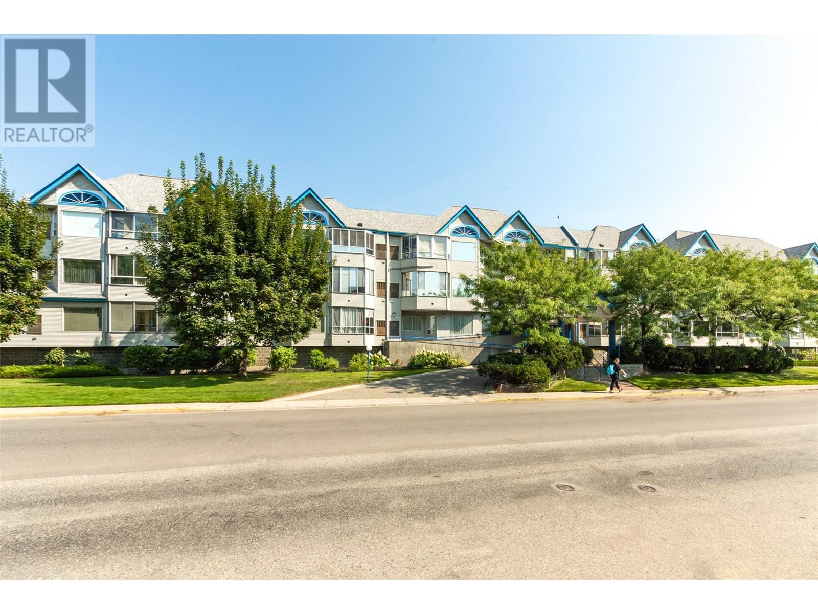 3157 Casorso Road Unit# 117