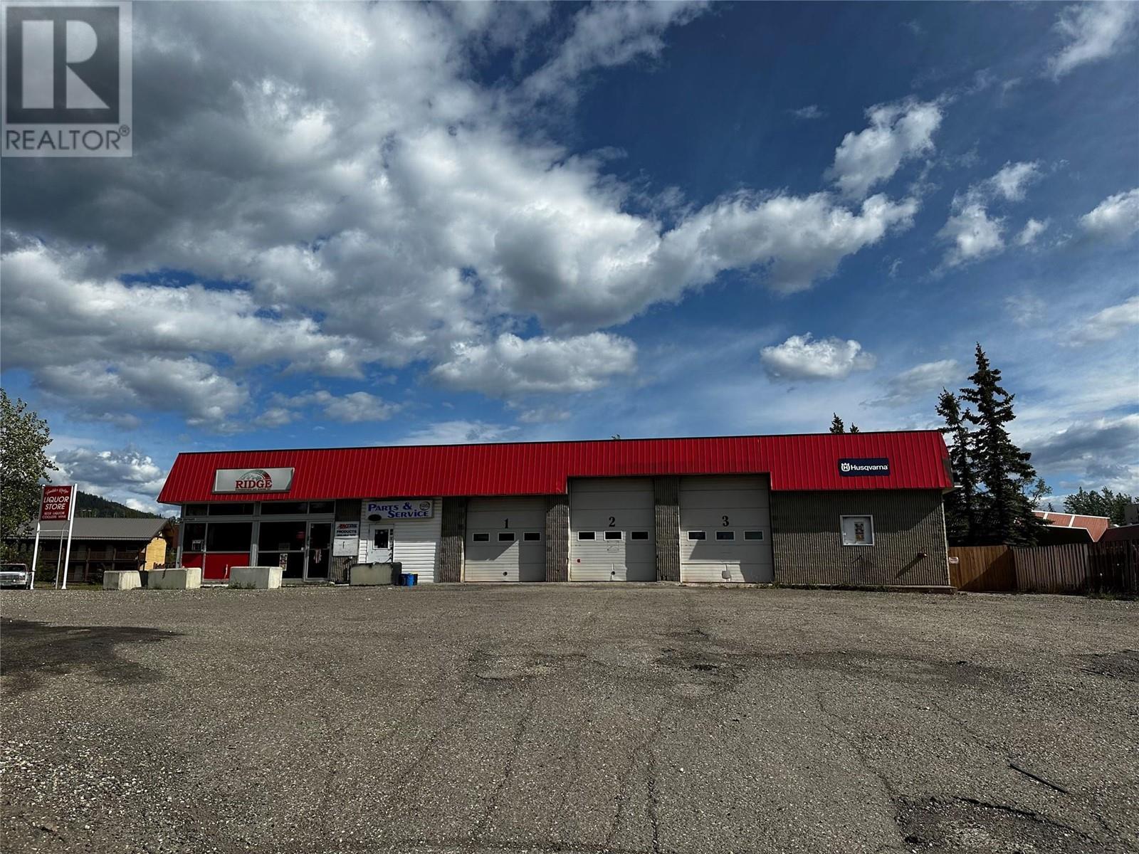 295 SOUTHGATE Street, Tumbler Ridge