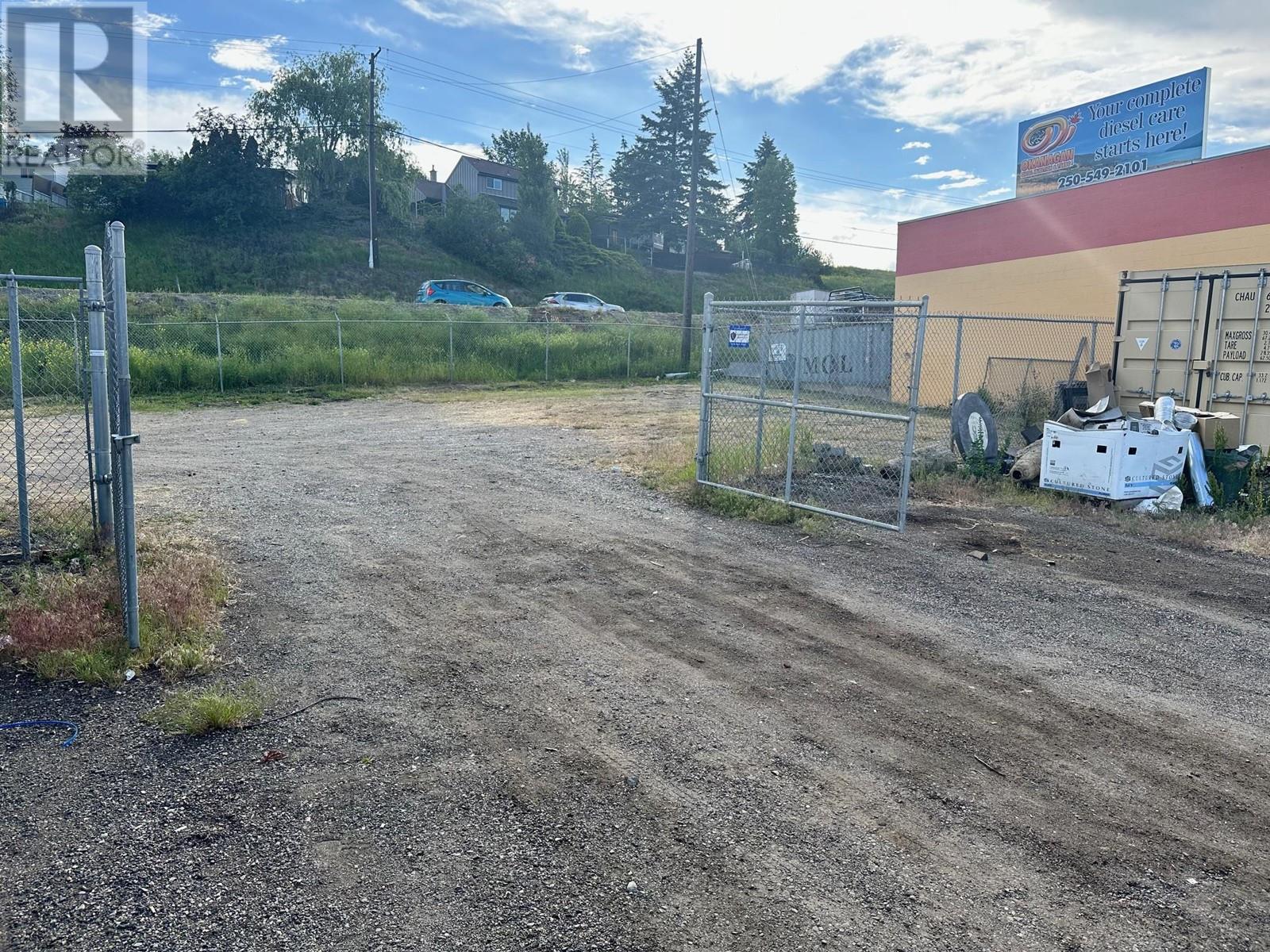 2203 18 Avenue Unit# Yard/Compound