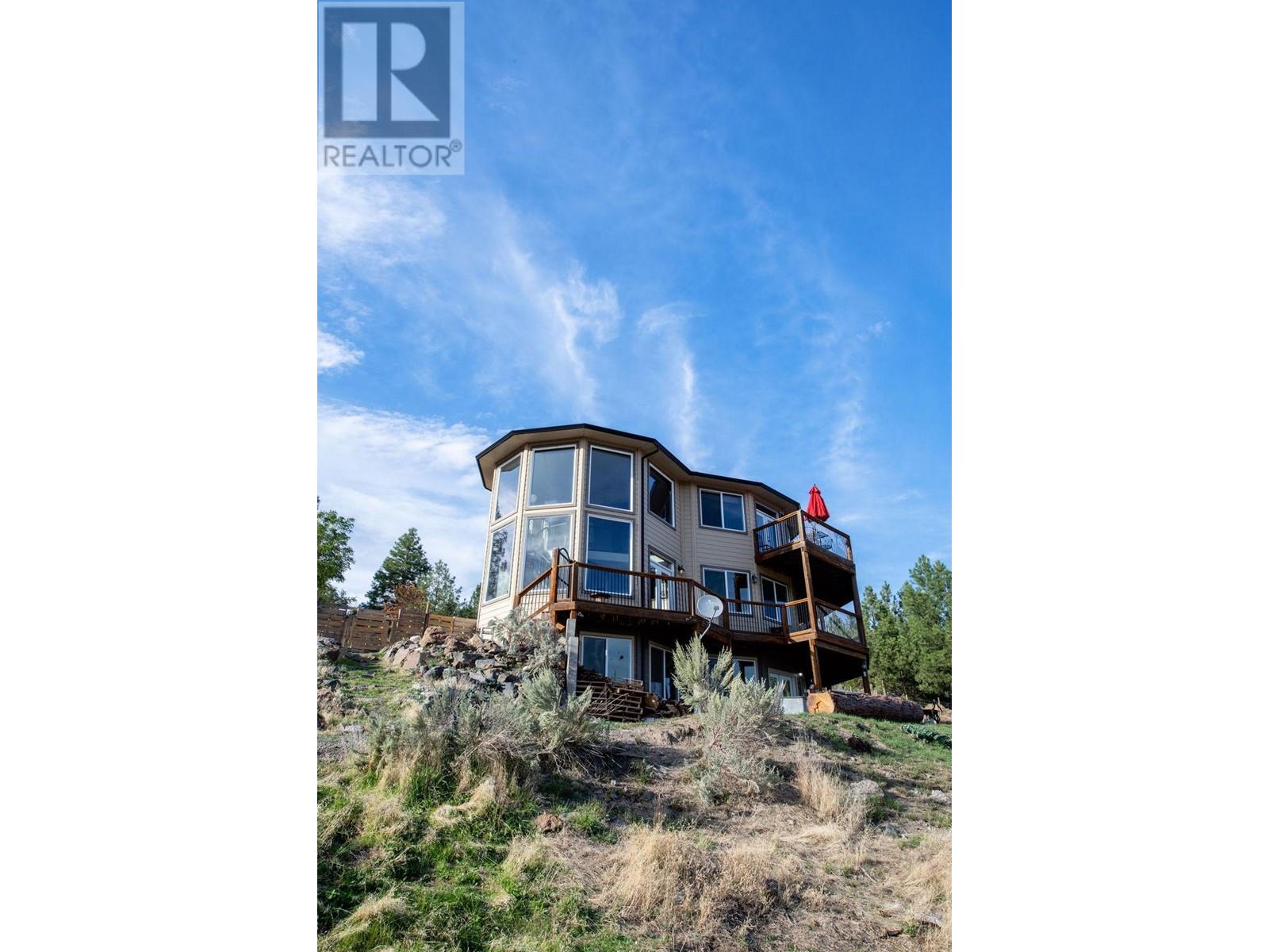 4377 SHUSWAP RD