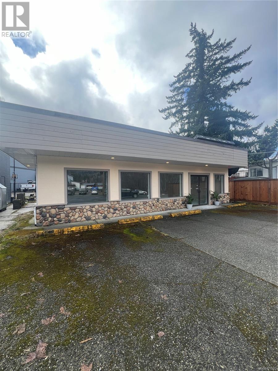 102 Cowichan Ave