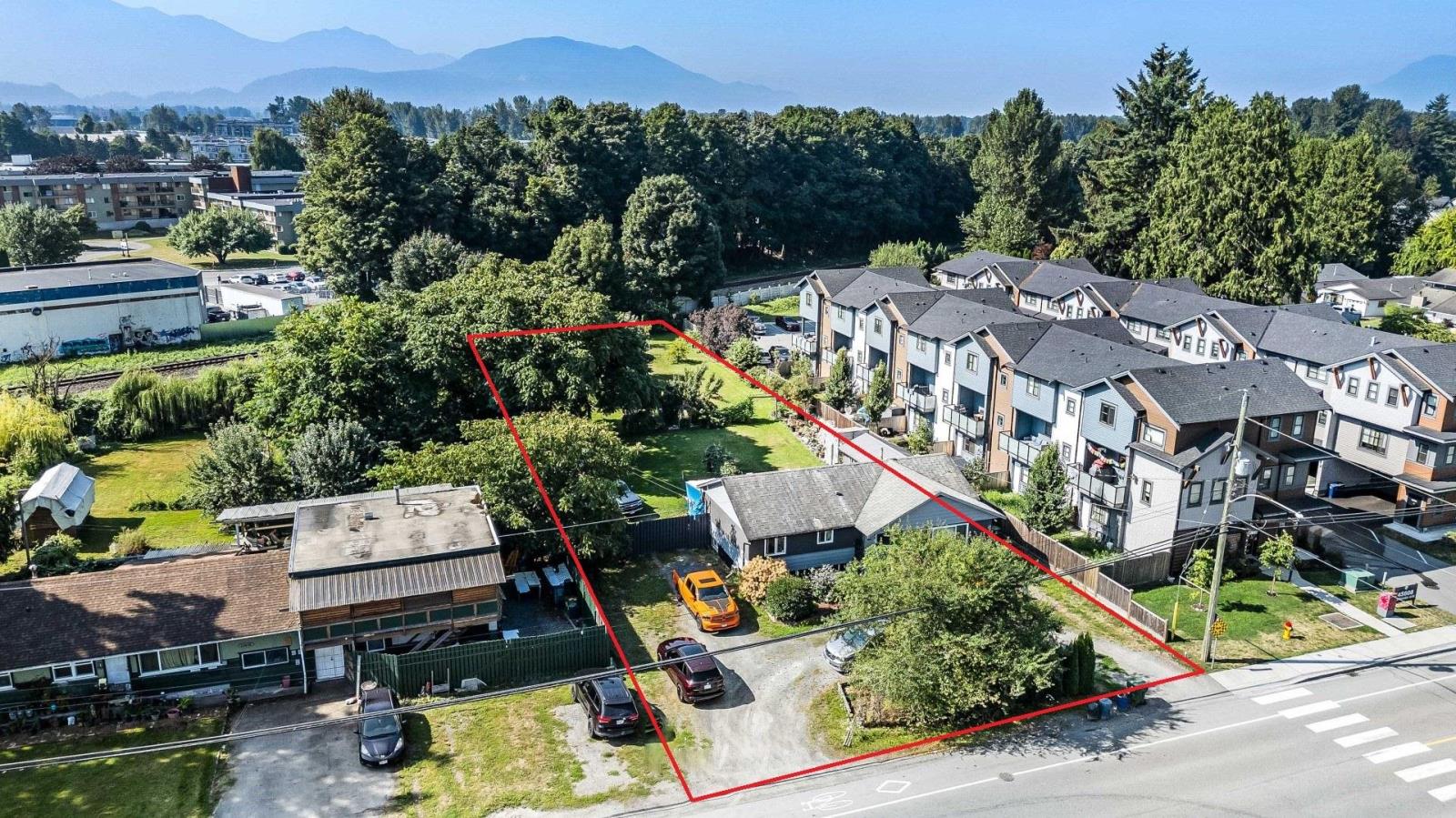 45614 BERNARD AVENUE|Chilliwack Proper West