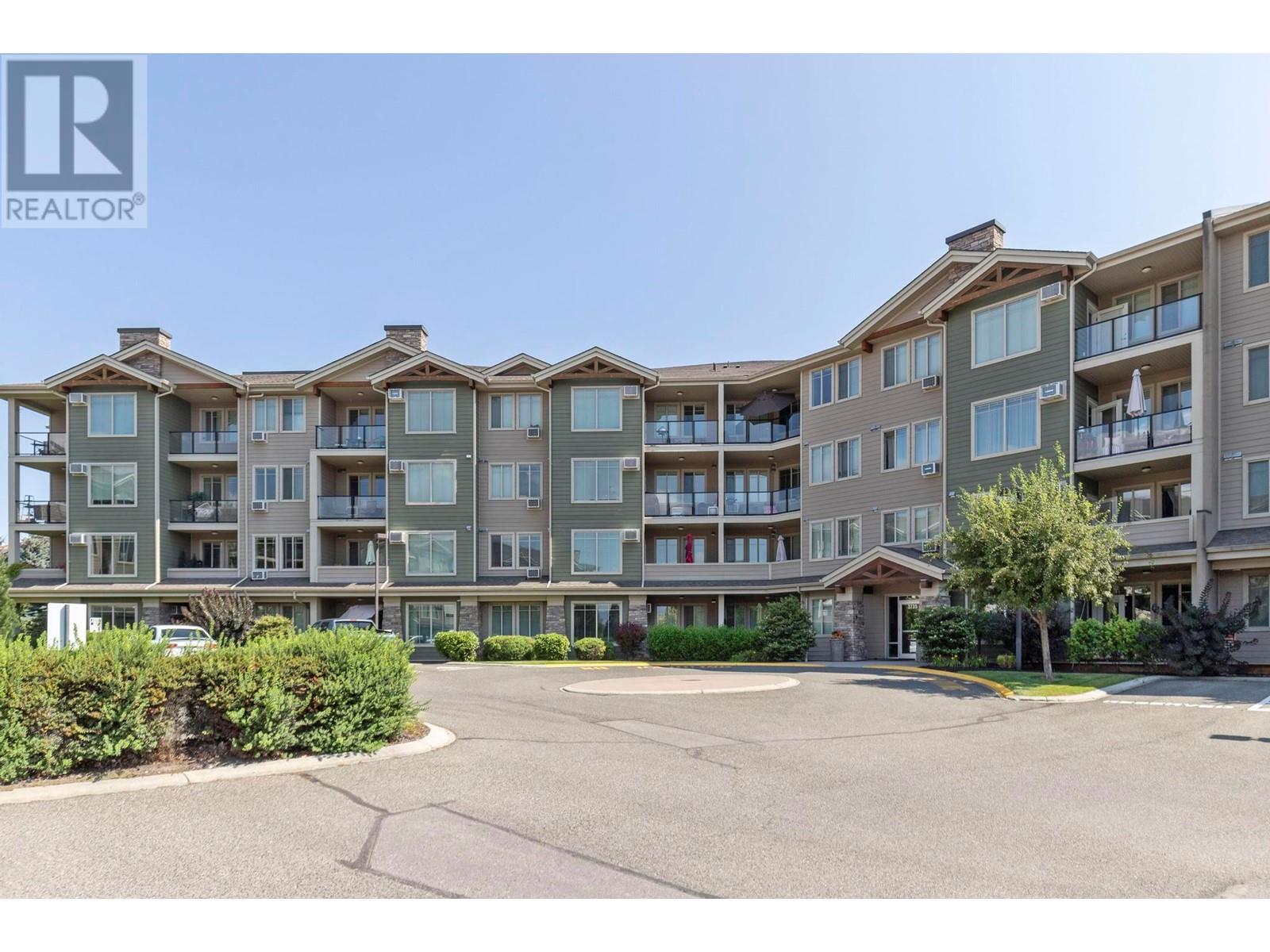 3735 Casorso Road Unit# 106