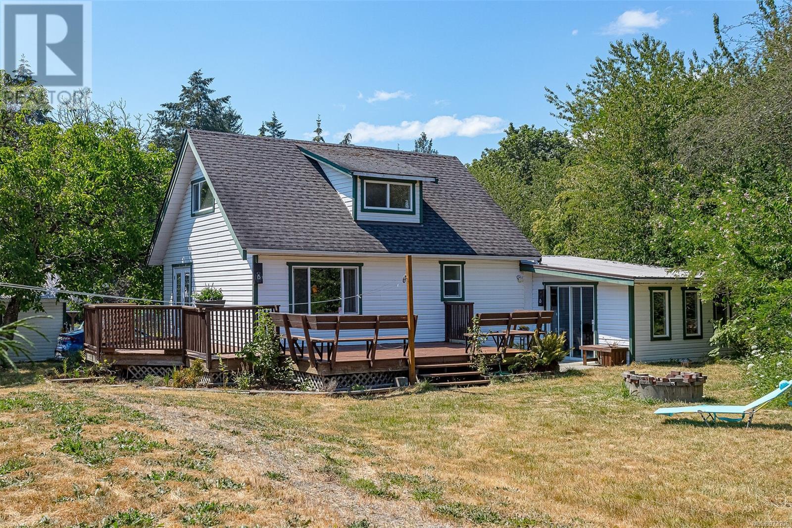 3793 Cowichan Lake Rd