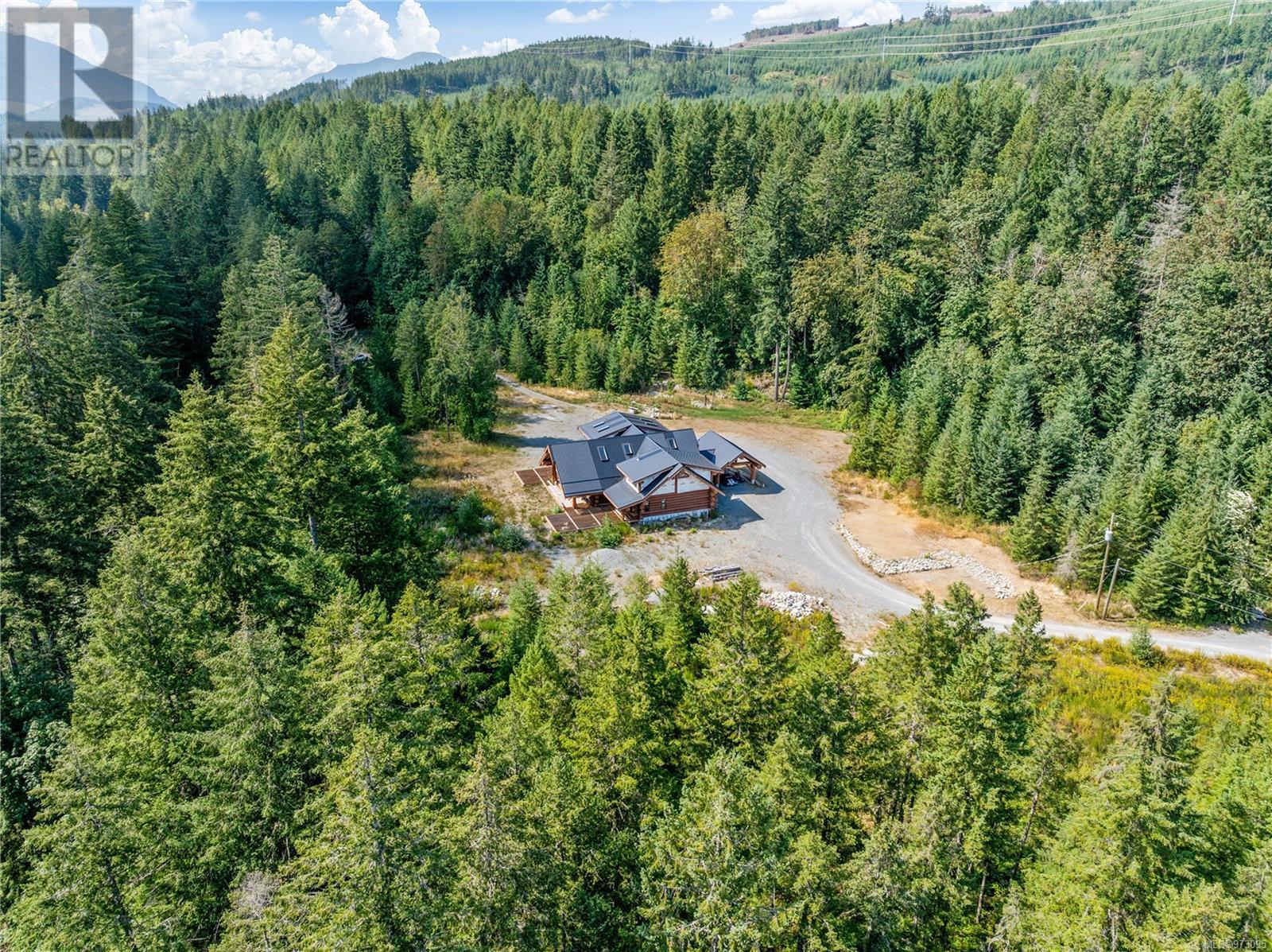 2745 Nanaimo River Rd