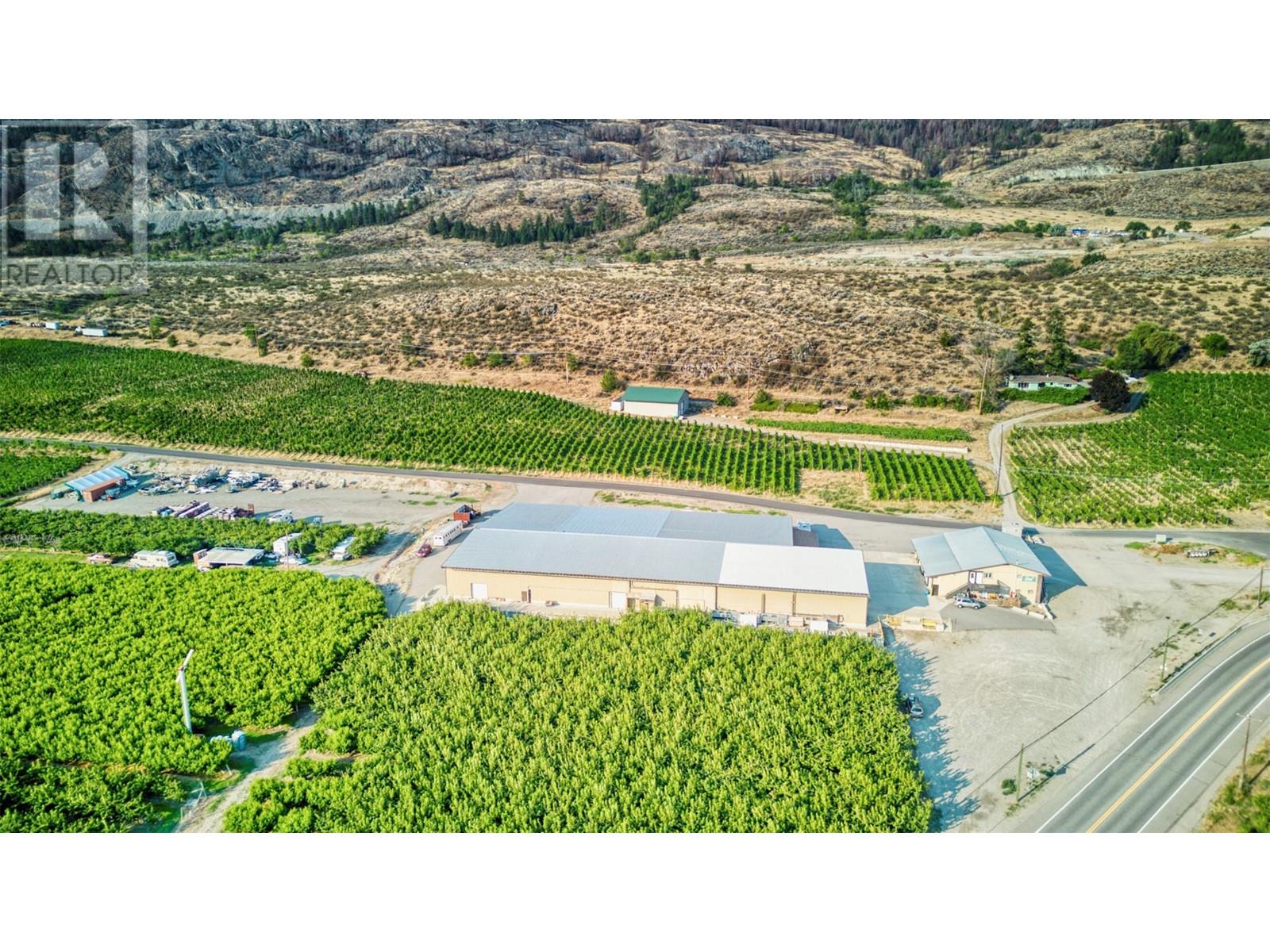 17202 97 Highway, Osoyoos