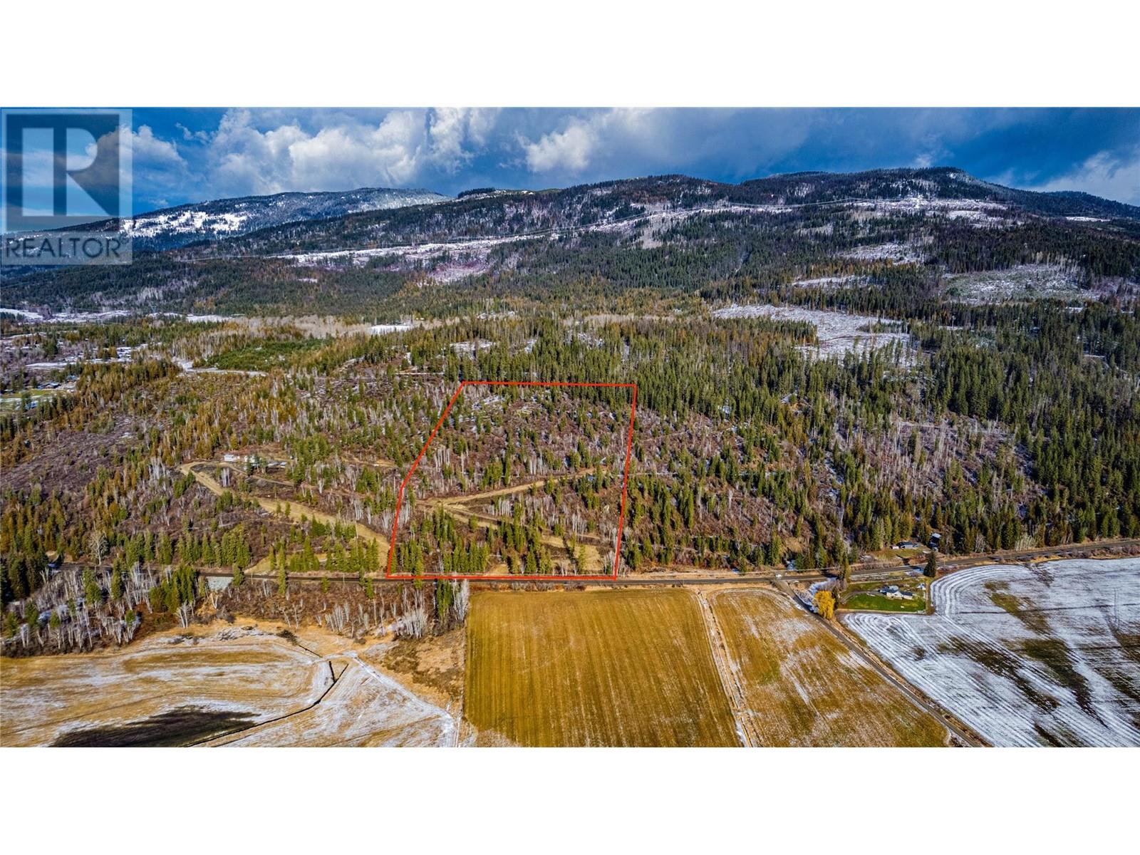 1471 Enderby Mabel Lake Road