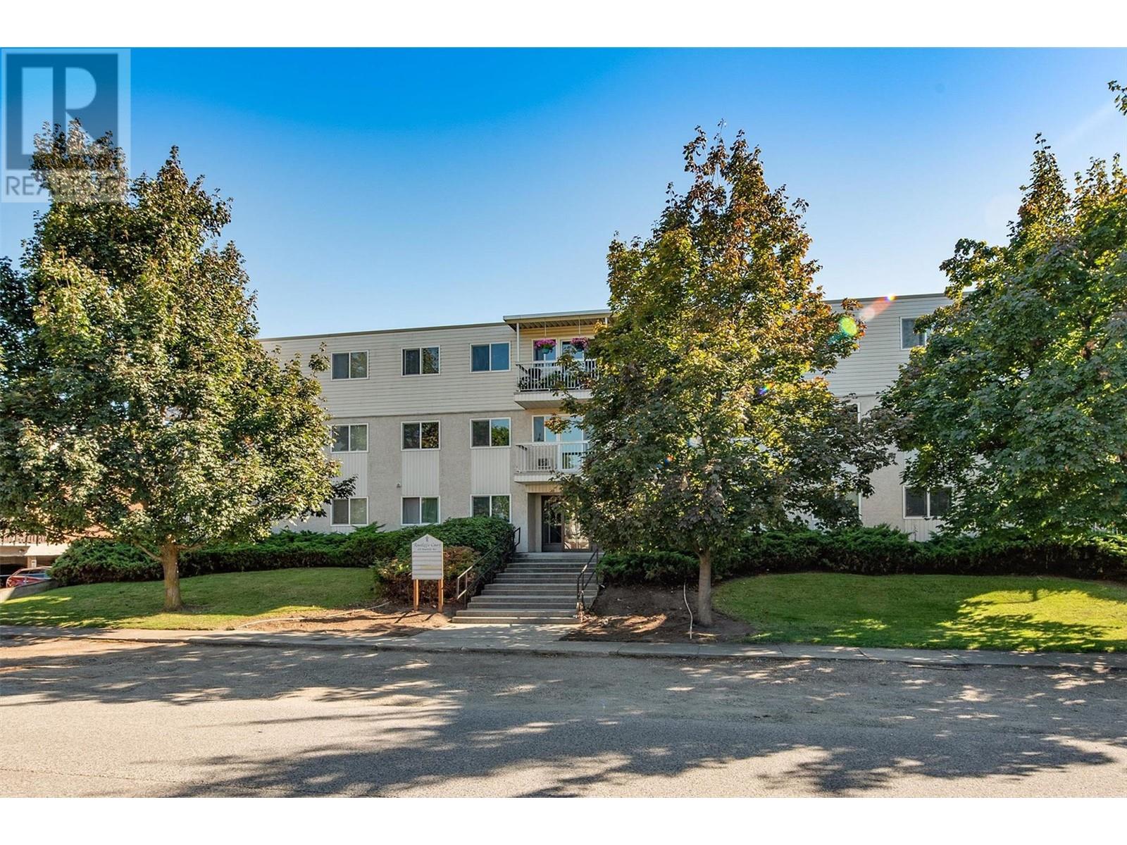 625 Rowcliffe Avenue Unit# 205