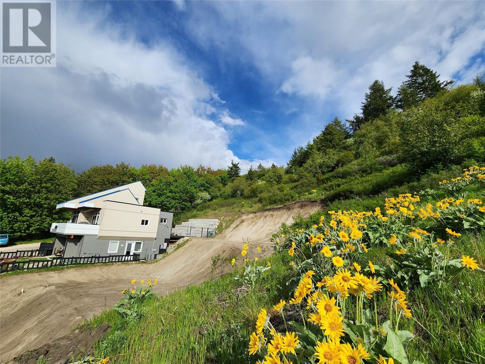 8164 Okanagan Landing Road