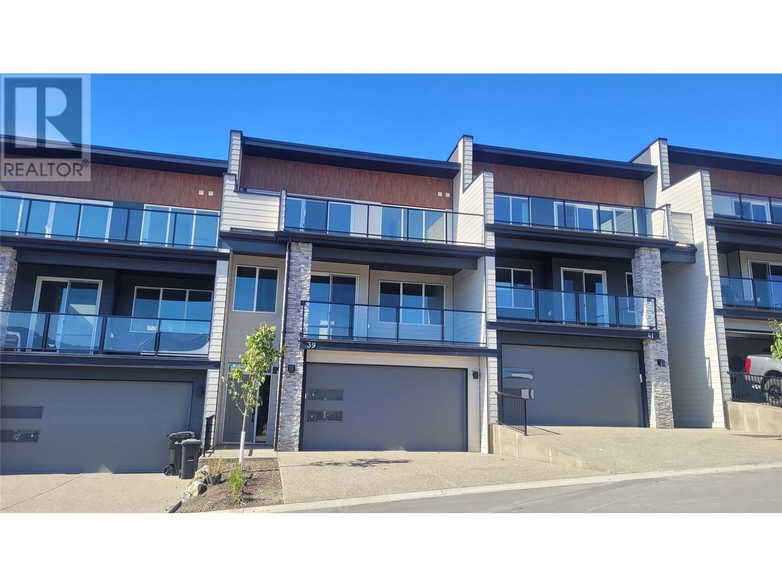 7735 Okanagan Hills Boulevard Unit# 39 Lot# 9