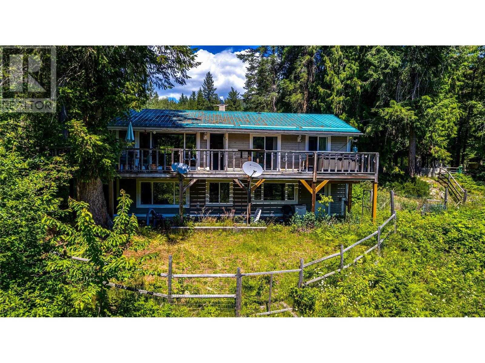 2888 Mabel Lake Road