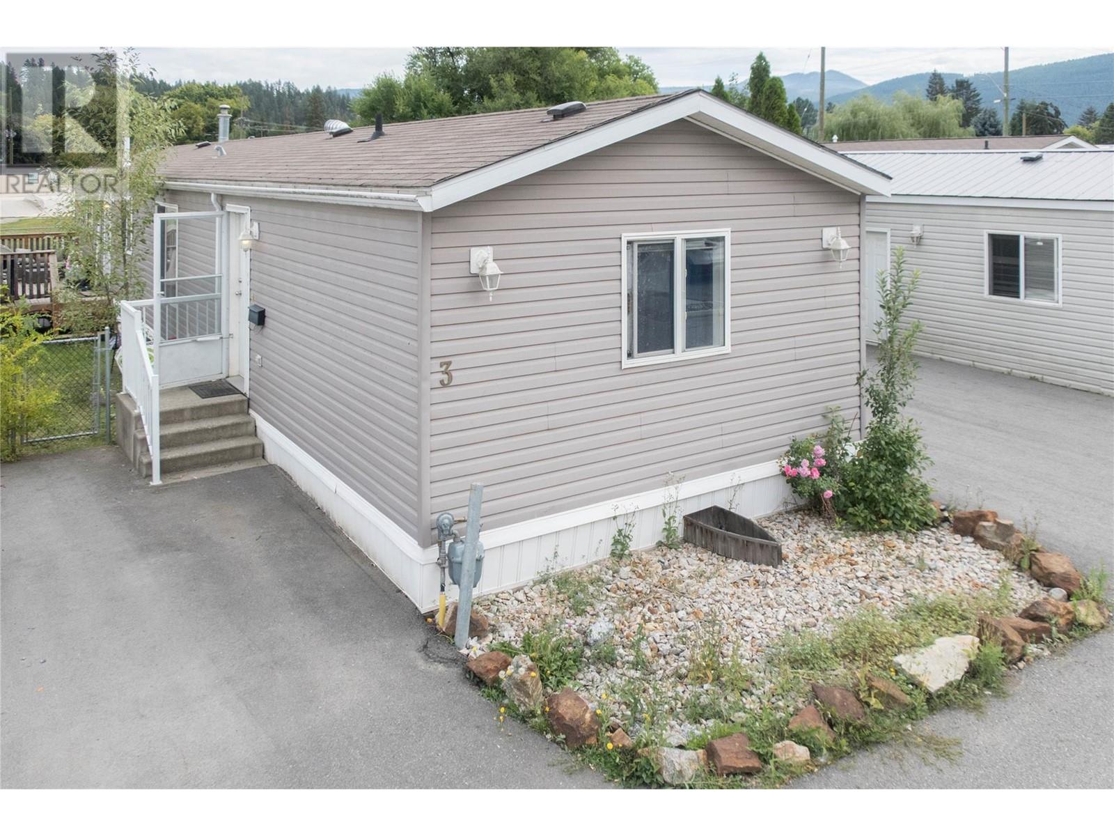 2313 Shuswap Avenue Unit# 3