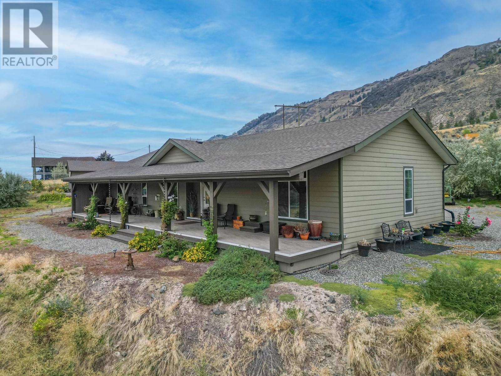 3395 SHUSWAP RD