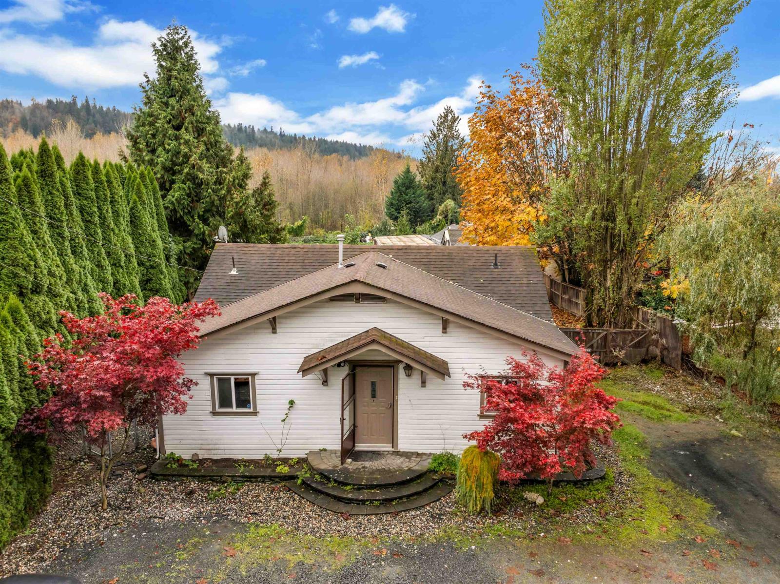 46574 CHILLIWACK LAKE ROAD