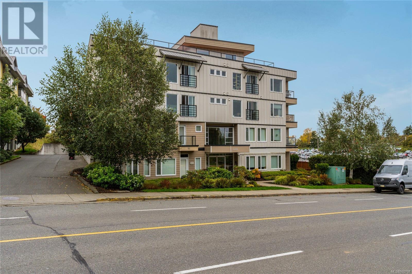 404 1405 Esquimalt Rd