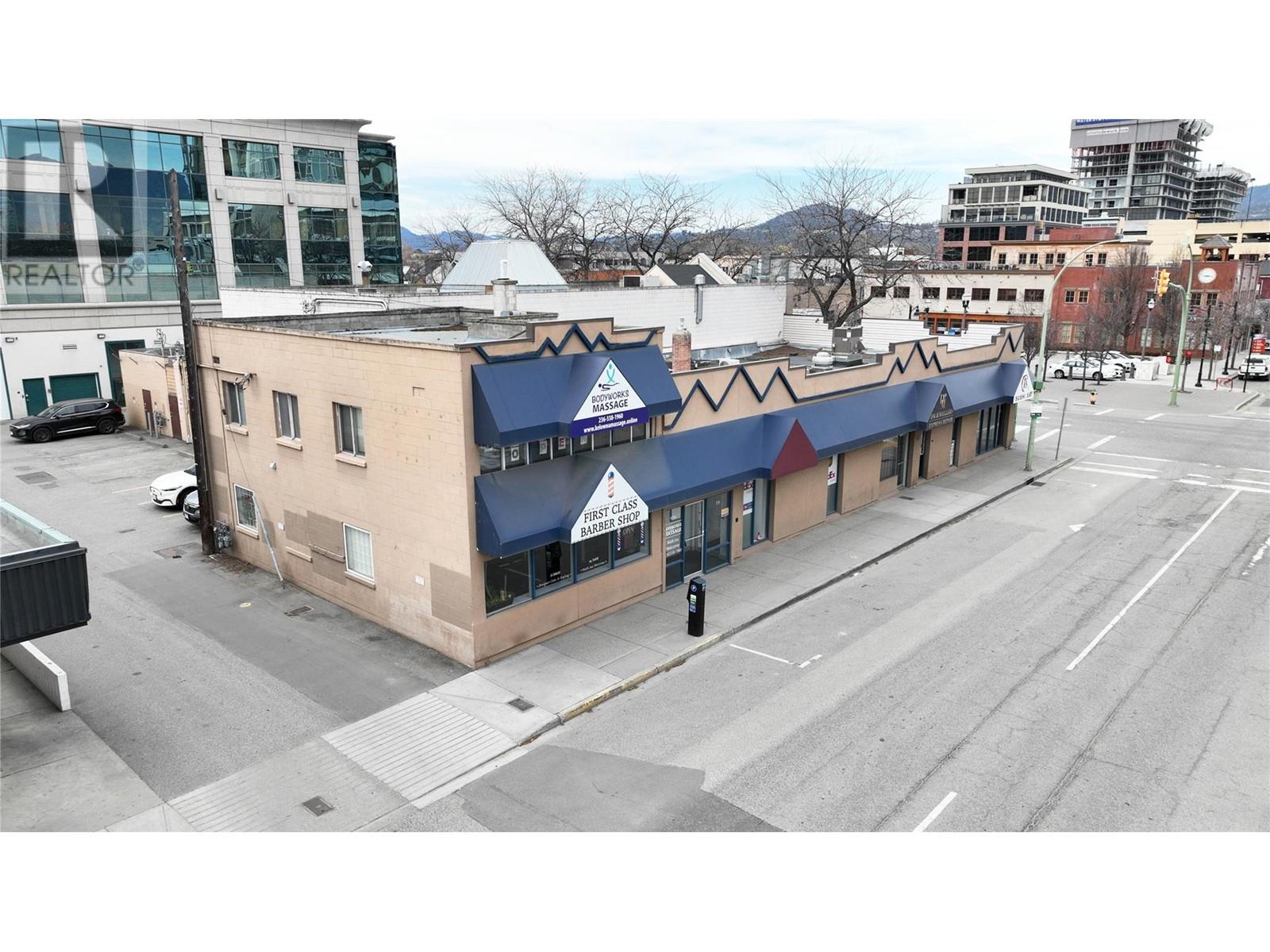 511 Lawrence Avenue, Kelowna