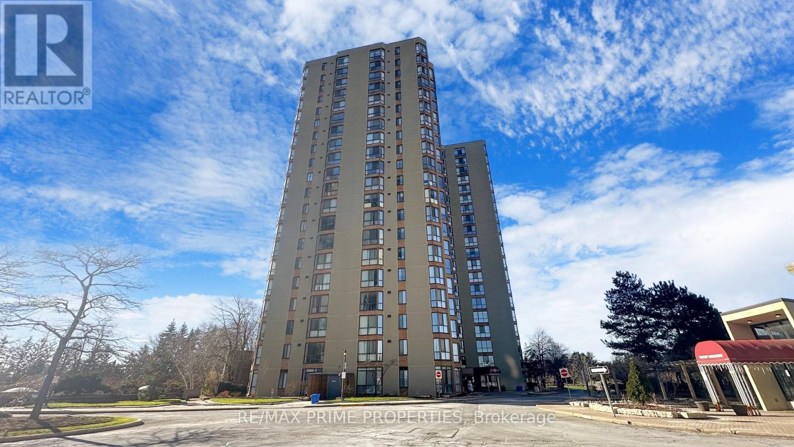 1112 - 55 BAMBURGH CIRCLE