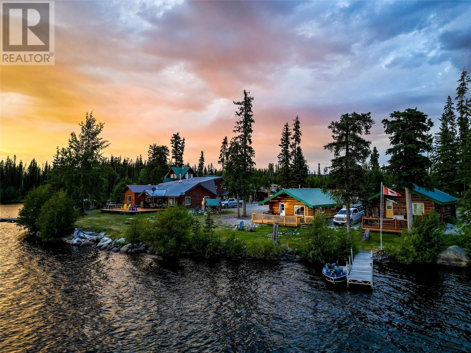 Cabin 10 Hatheume Lake Lodge