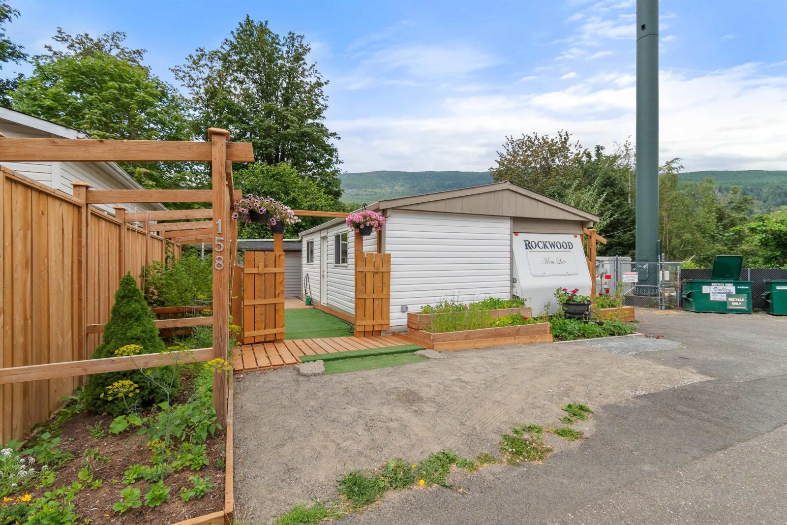 158 1436 FROST ROAD|Columbia Valley