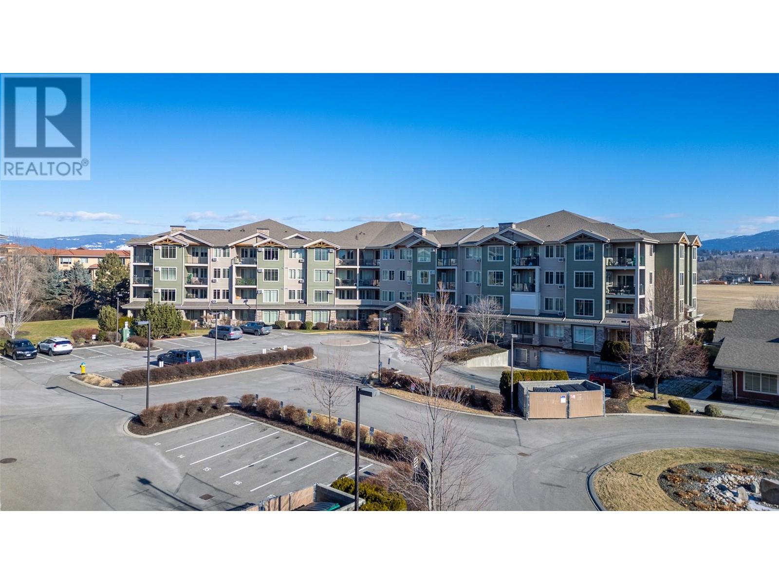 3735 Casorso Road Unit# 413